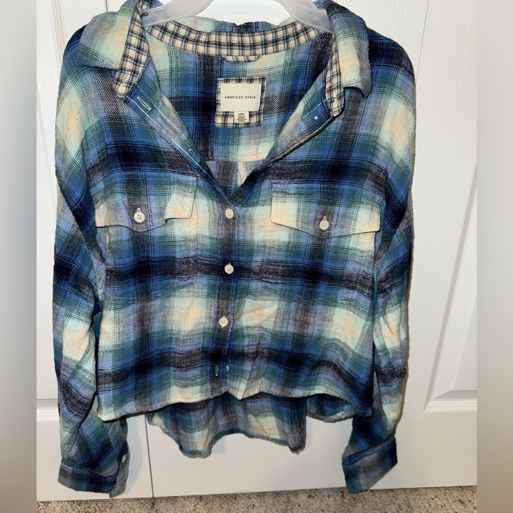 American Eagle Multicolor Plaid Flannel Cropped Shirt